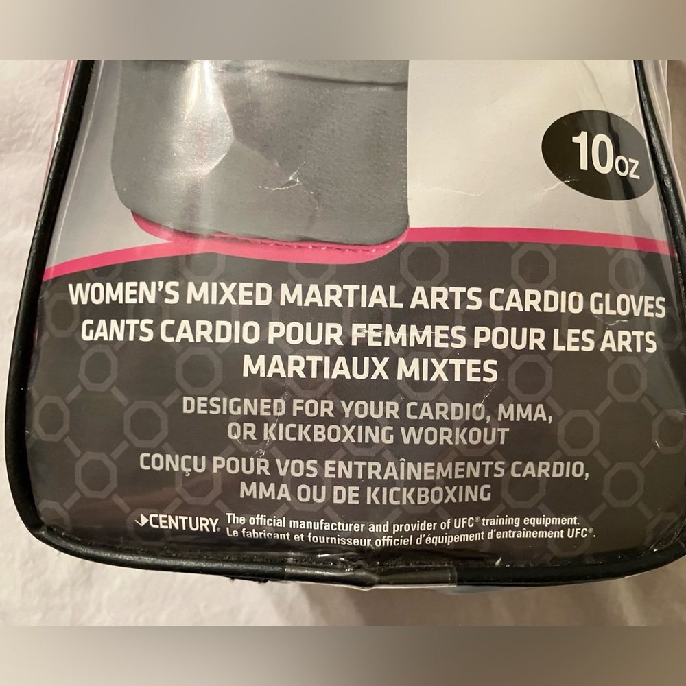 UFC Women's Pink MMA cardio gloves - Picture 11 of 12